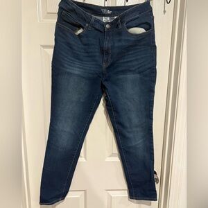 Time and Tru Women's Dark Blue Skinny Jeans